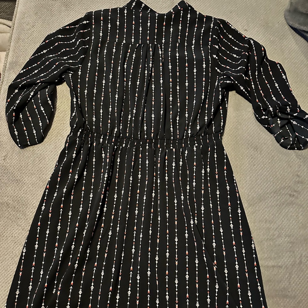 Plus size black dress